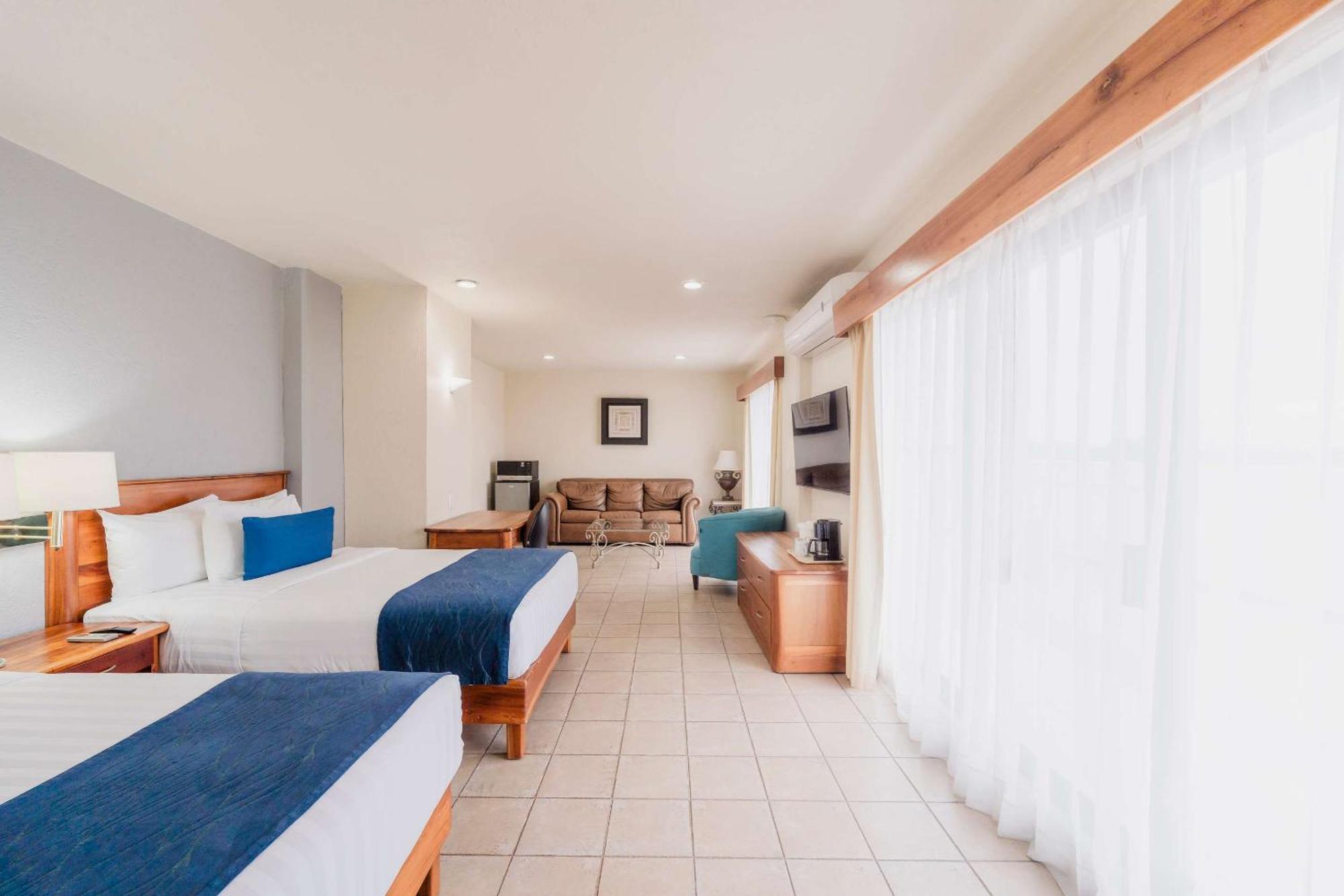 Comfort Inn Tampico Extérieur photo